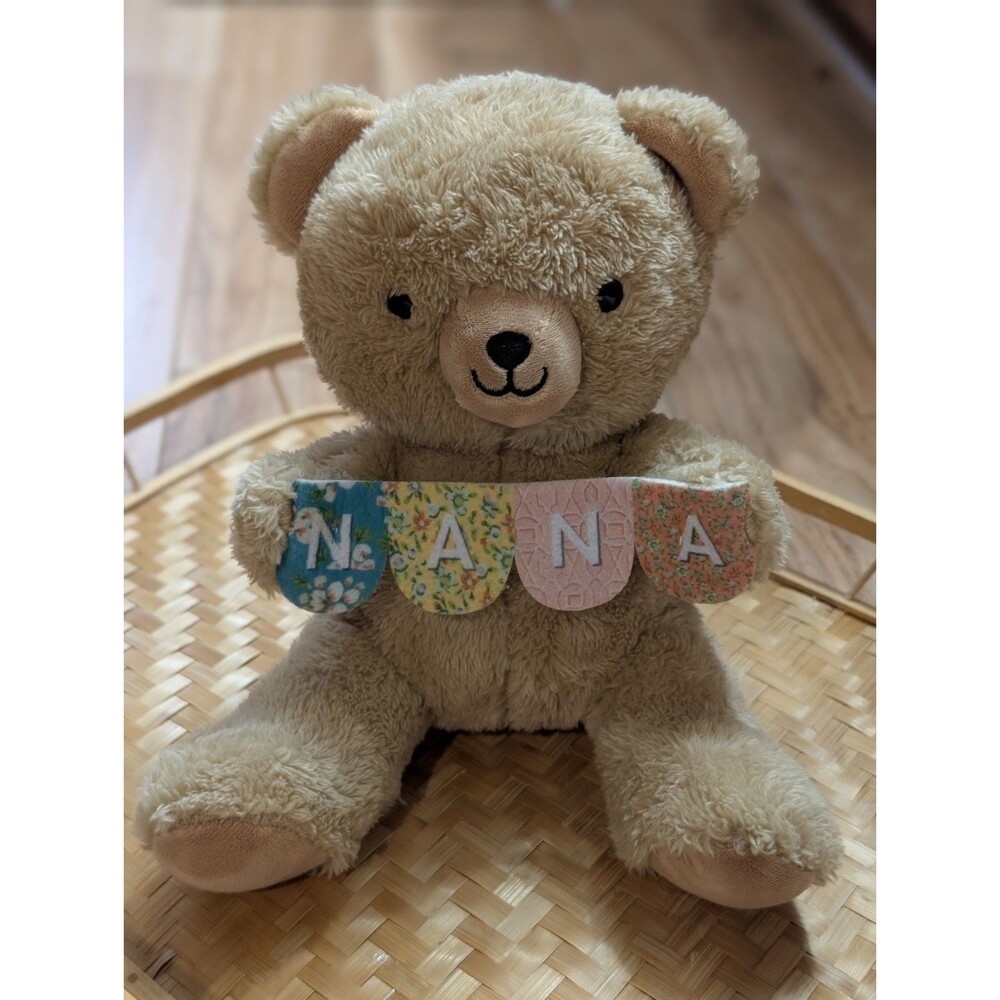 Hallmark Nana Plush Bear Holding Flower Banner Pennant Mother’s Day Gift EUC